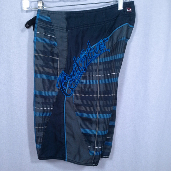 Quiksilver Other - QuikSilver mens board shorts Sz 29 Black gray blue Plaid print Swim trunks Roomy